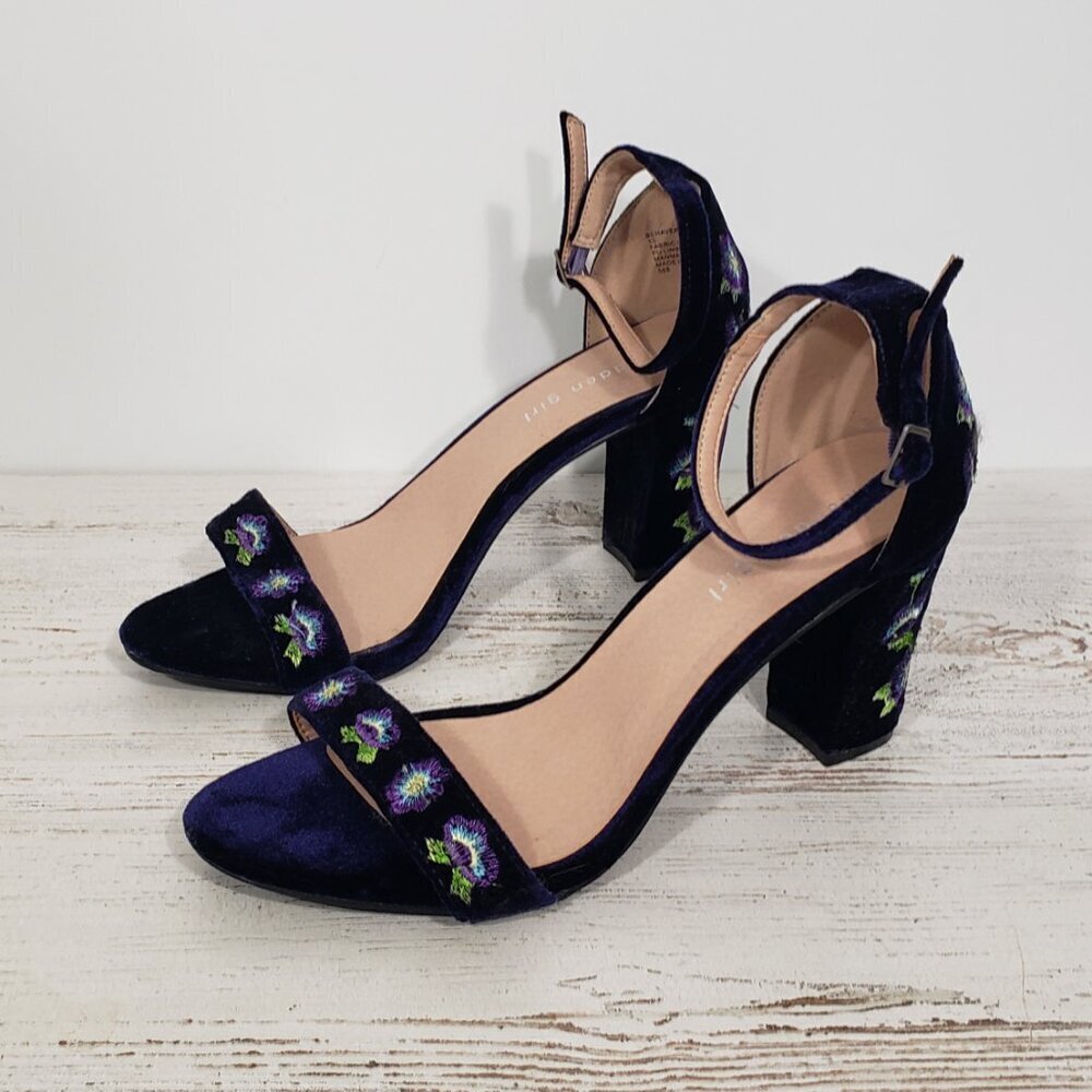 Madden Girl Purple Velvet Embroidered Floral Open Toe Heels Behave Size 10